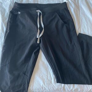 NWOT FIGS black Zamora jogger scrub pants M